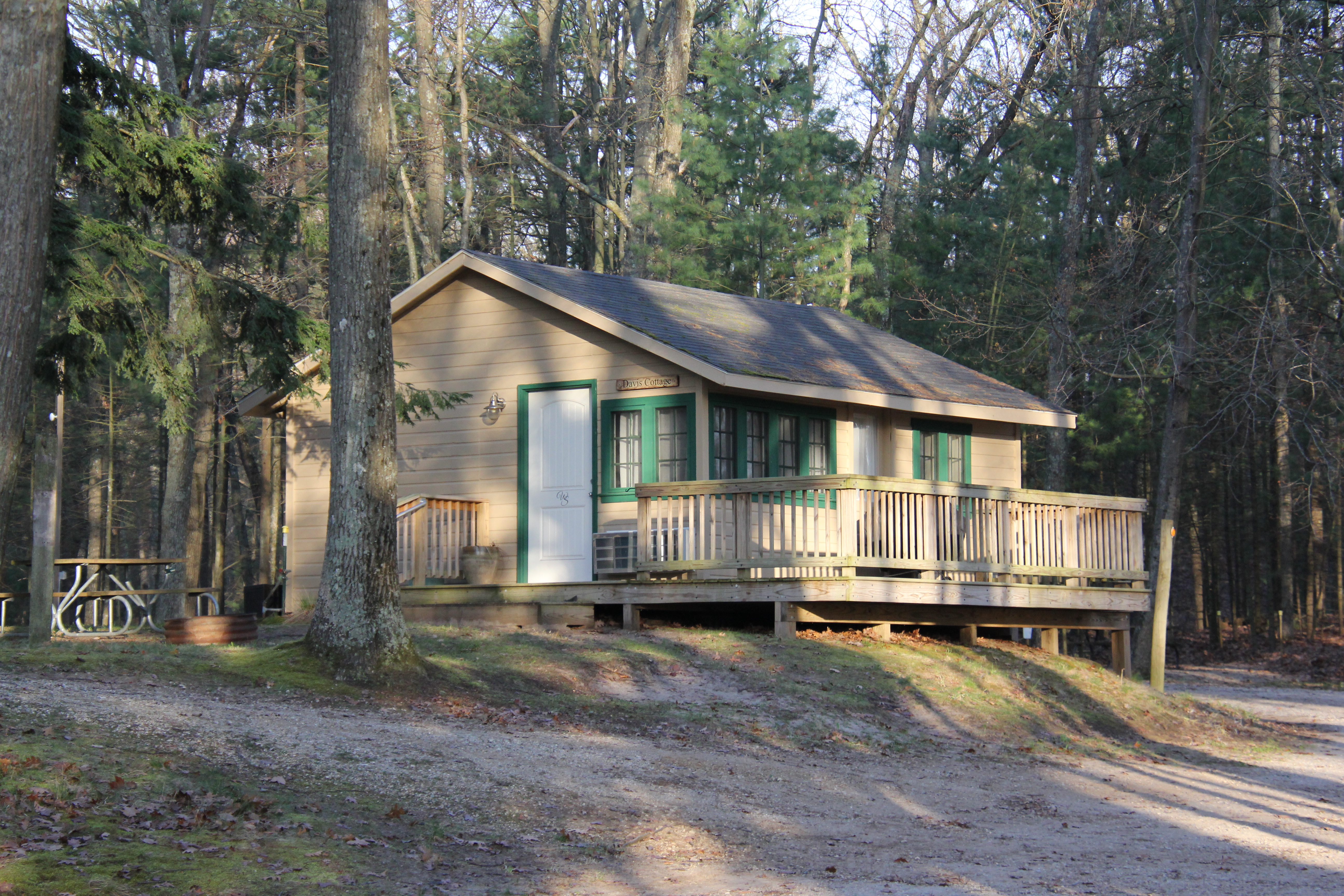 2 Bedroom Cottage Whispering Surf Campground at Bass Lake